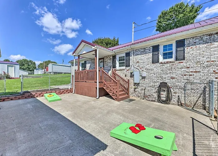 Family-Friendly Sanctuary: Bbq, Patio & Yard