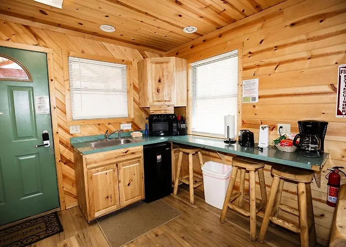 The Cabins At Pine Haven - Beckley